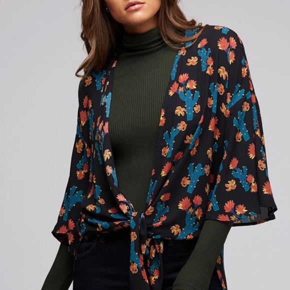 LARGE (runs big) Cactus kimono - Picture 4 of 7